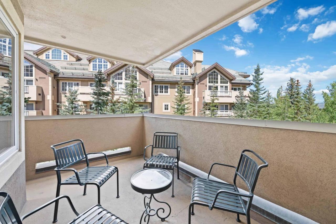 St James Place By East West Hospitality Beaver Creek Exterior foto